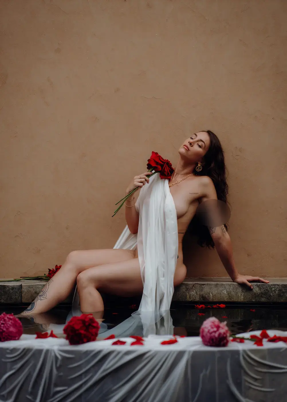 Claire Tantrika embodying sacred feminine energy during a tantric massage Sydney experience Claire Tantrika embodying sacred feminine energy during a tantric massage Sydney experience