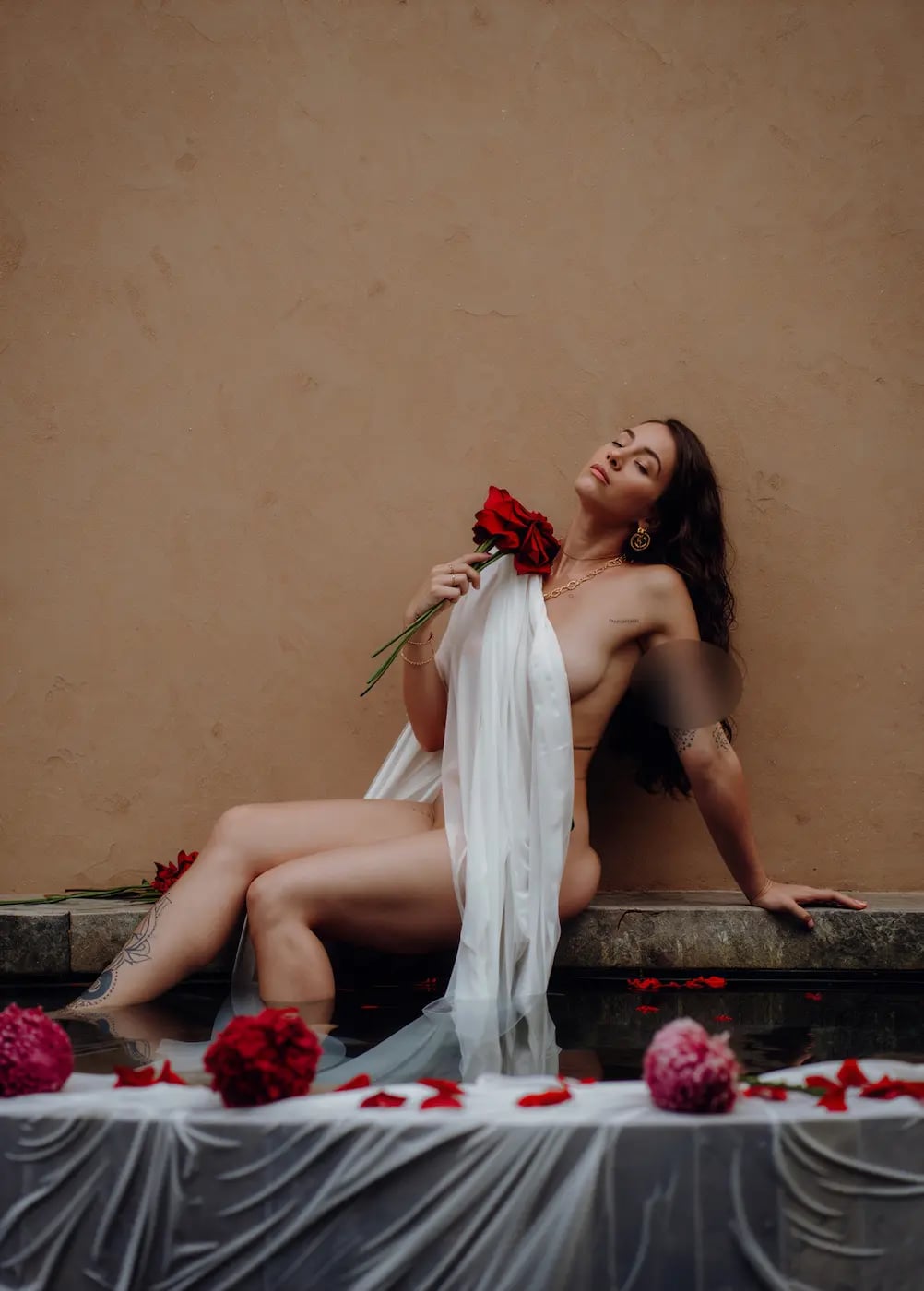 Claire Tantrika embodying sacred feminine energy during a tantric massage Sydney experience Claire Tantrika embodying sacred feminine energy during a tantric massage Sydney experience