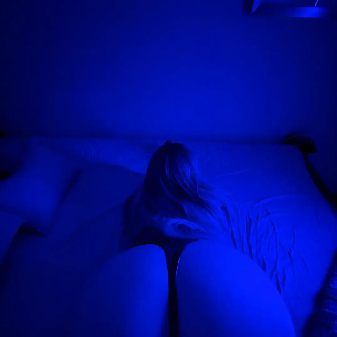 Brooklyn erotic massage provider in Mount Gravatt Brisbane relaxing on a massage bed Brooklyn erotic massage provider in Mount Gravatt Brisbane relaxing on a massage bed